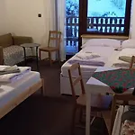 Gæstehus Vila Praminek, Krkonose S Bazenem Kousek Od Pece Pod Snezkou 3*