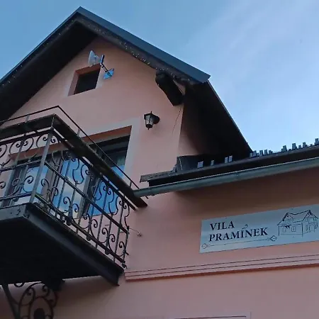Praminek, Krkonose S Bazenem Kousek Od Pece Pod Snezkou
